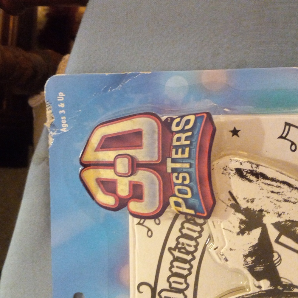 3D Hannah Montana posters - Picture 5 of 9